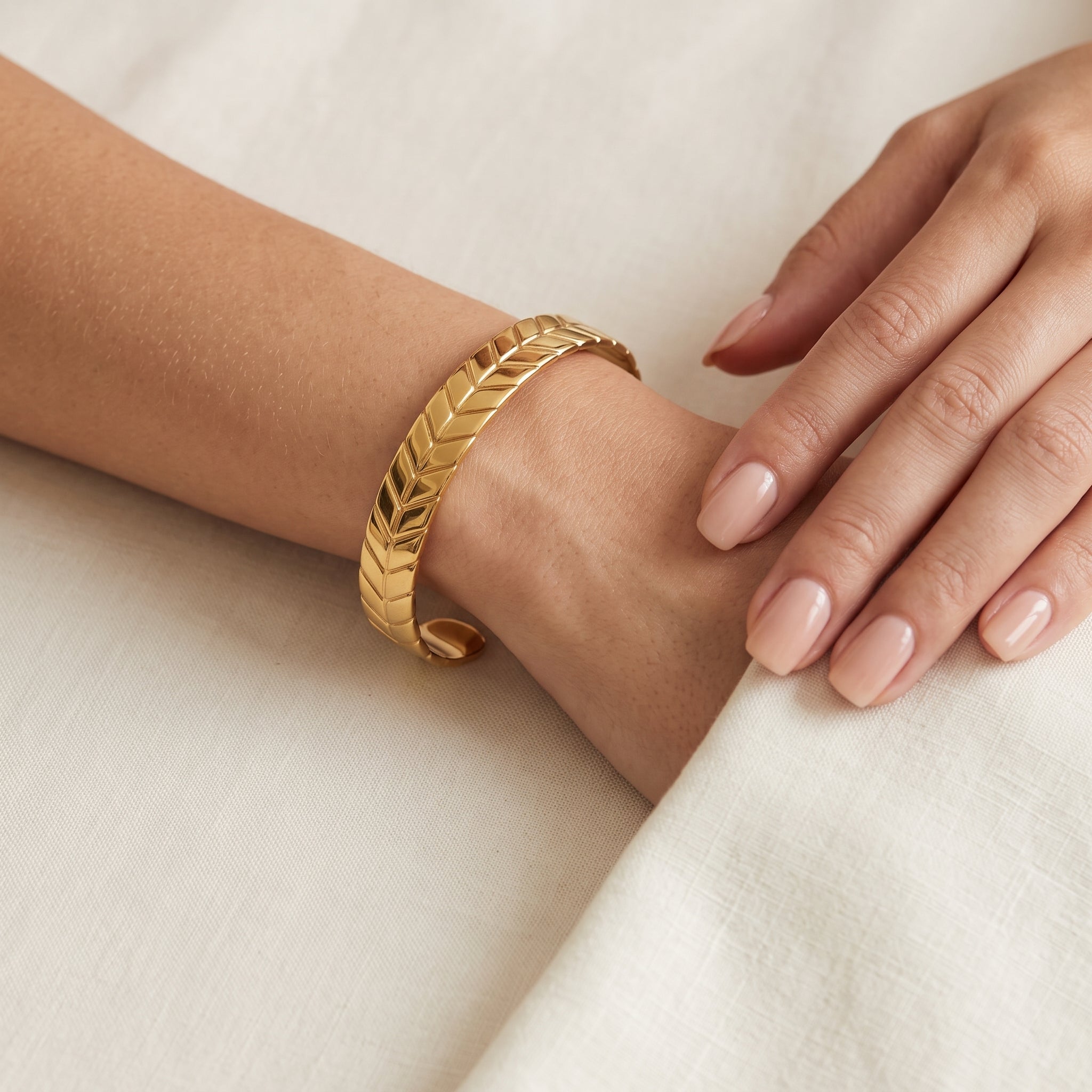 Wheat Leaf Rigid Bangle